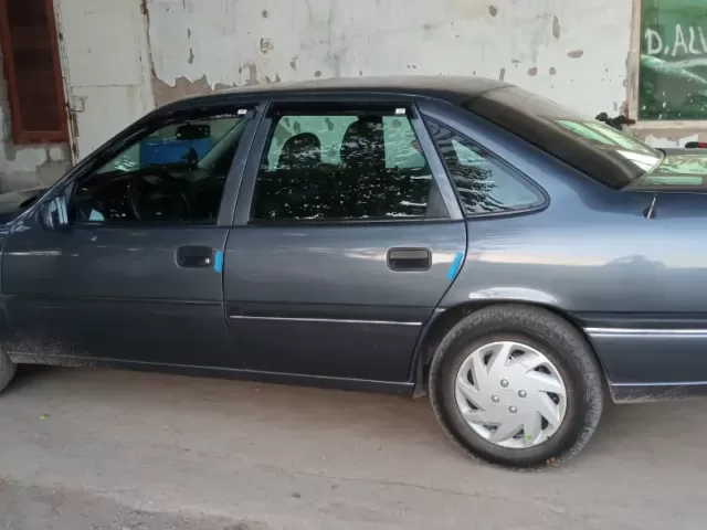 Opel Vectra A 1, avtobaza.tj