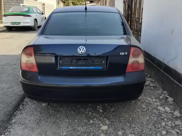Volkswagen Passat, 2002 1, avtobaza.tj