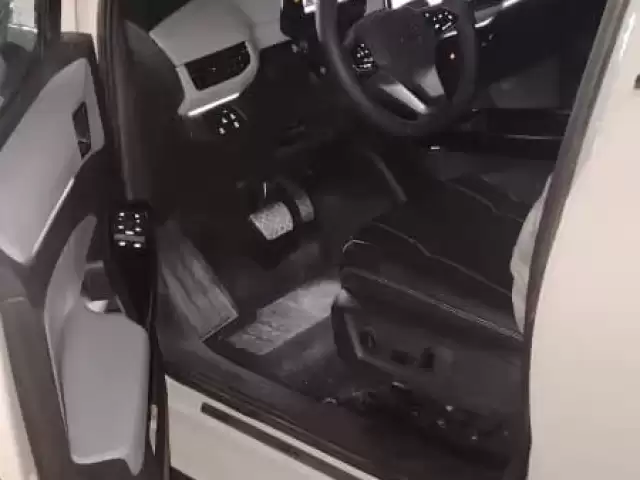 Volkswagen ID.4, 2025 1, avtobaza.tj