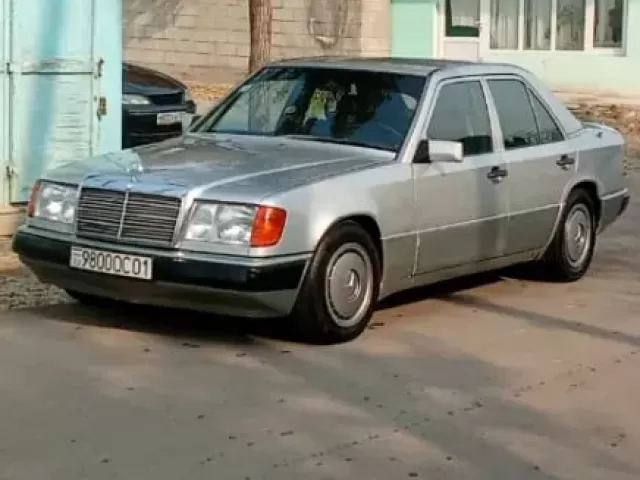 Mercedes-Benz W124, 1990 1, avtobaza.tj