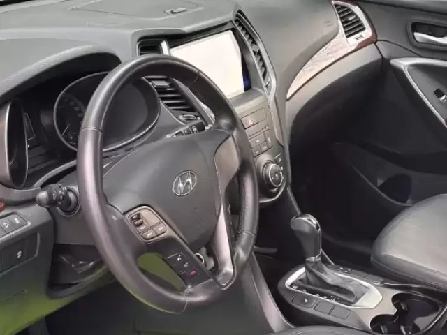 Hyundai Santa Fe, 2016 1, avtobaza.tj