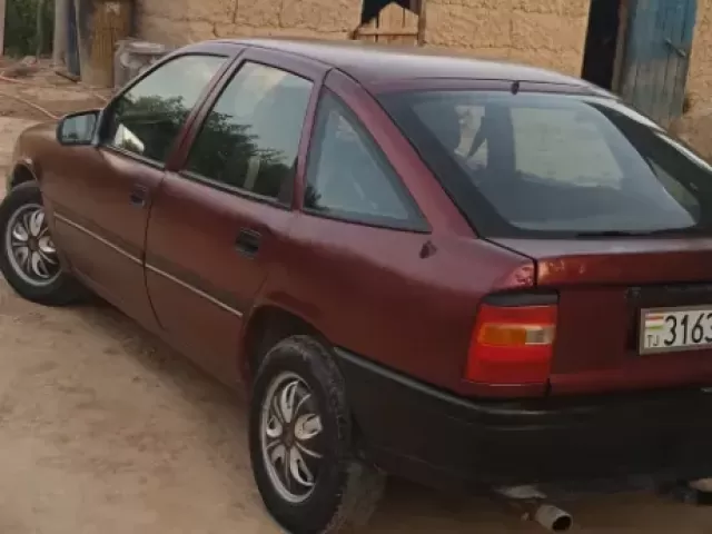 Opel Vectra A 1, avtobaza.tj