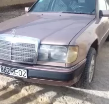Mercedes-Benz W124, 1993 в Худжанд