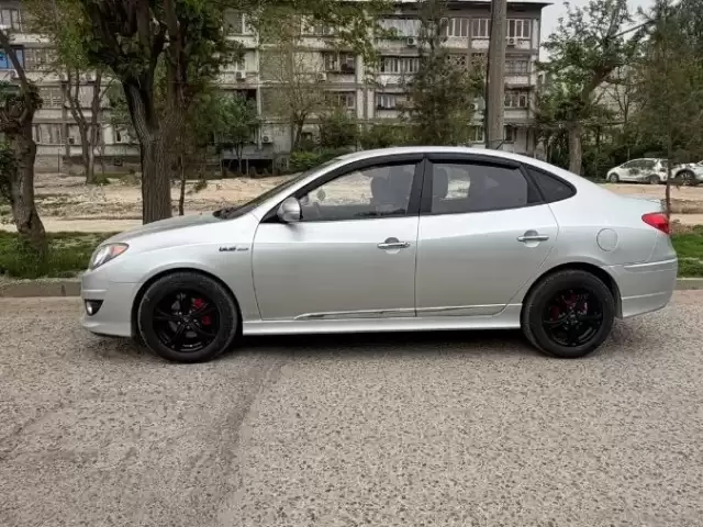 Hyundai Avante, 2009 1, avtobaza.tj