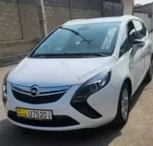 Opel Zafira, 2014 в Худжанд