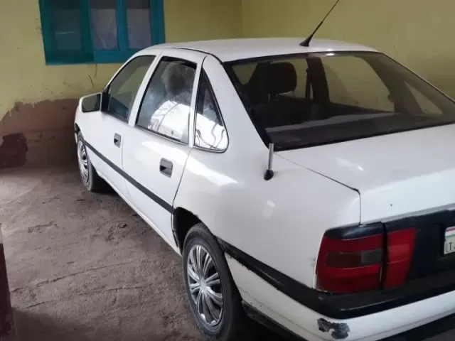 Opel Vectra A, 1992 1, avtobaza.tj