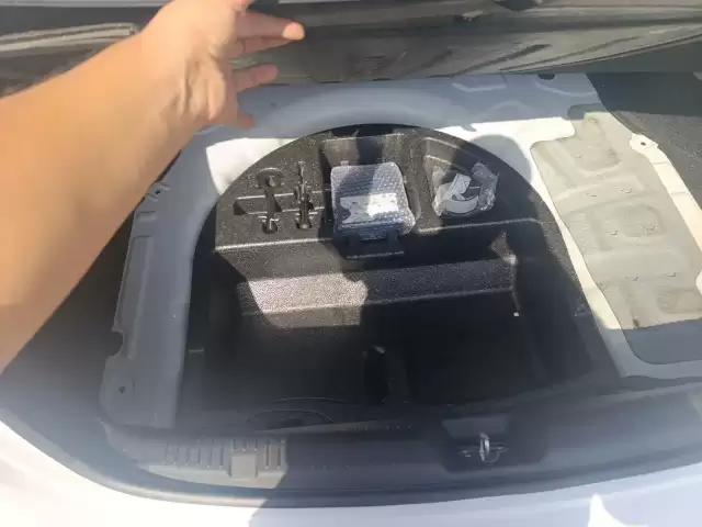 Hyundai Avante, 2014 1, avtobaza.tj