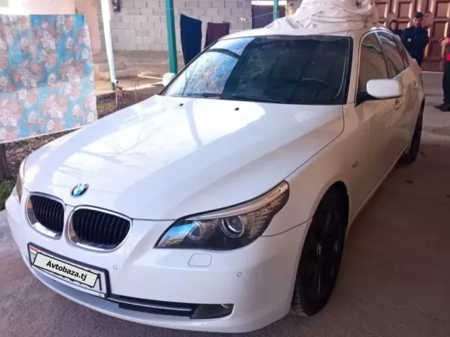 BMW 5 Series 520 1, avtobaza.tj