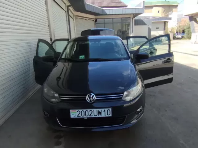 Volkswagen Polo, 2010 1, avtobaza.tj