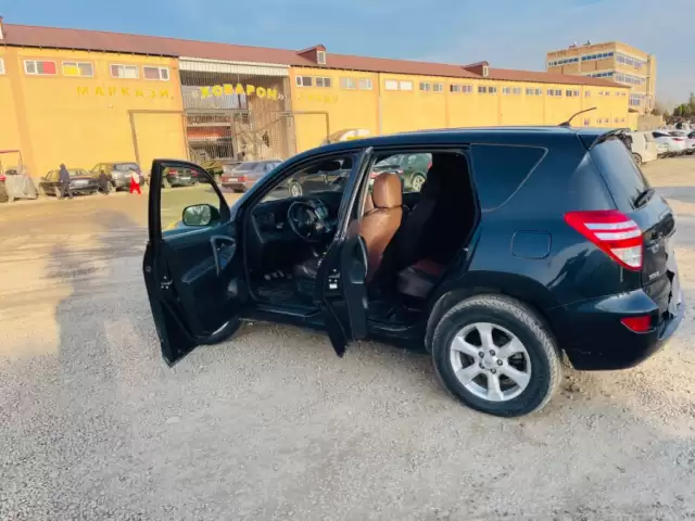 Toyota RAV 4, 2012 1, avtobaza.tj