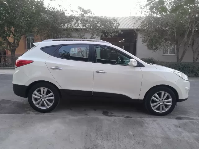 Hyundai Tucson 1, avtobaza.tj