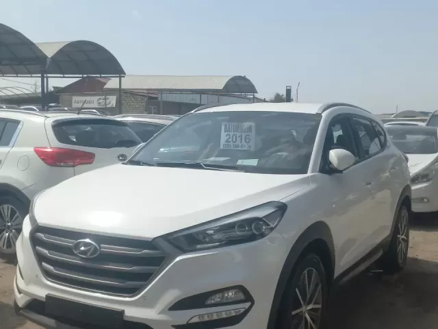 Hyundai Tucson 1, avtobaza.tj