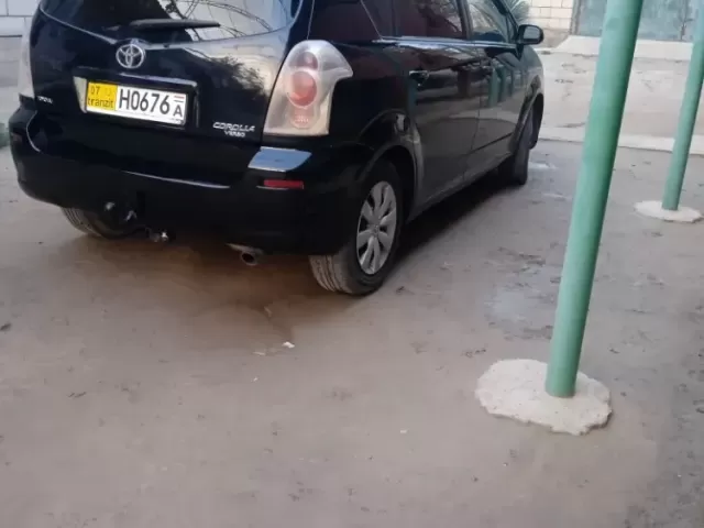 Toyota Corola Verso 1, avtobaza.tj