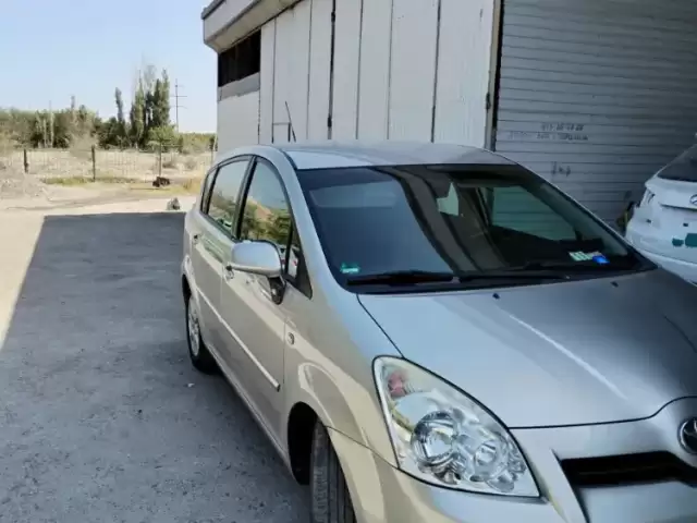 Toyota Corola Verso, 2008 1, avtobaza.tj