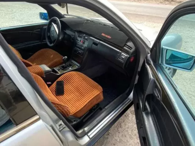 Mercedes-Benz E class, 1998 1, avtobaza.tj