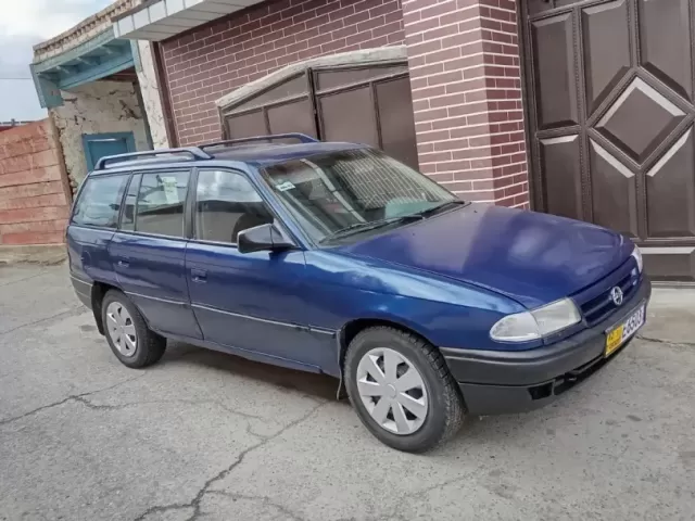 Opel Astra F 1, avtobaza.tj