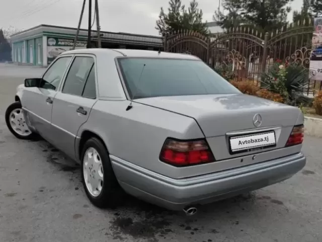 Mercedes-Benz W124 1, avtobaza.tj