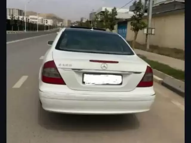 Mercedes-Benz E class, 2008 1, avtobaza.tj