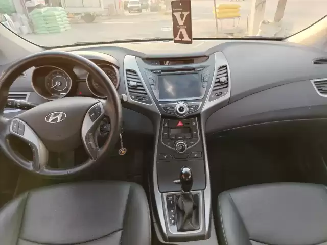 Hyundai Avante, 2014 1, avtobaza.tj