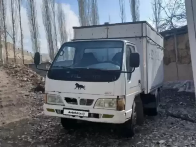 Грузовики JBC, 2004 1, avtobaza.tj