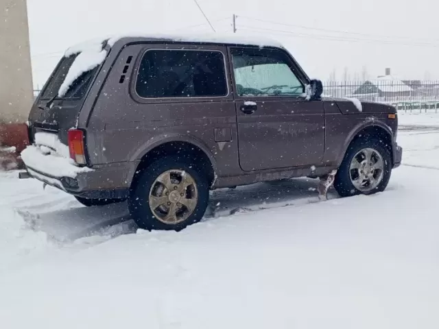 ВАЗ(Lada) Нива 1, avtobaza.tj