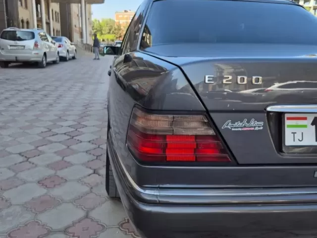 Mercedes-Benz W124, 1995 1, avtobaza.tj