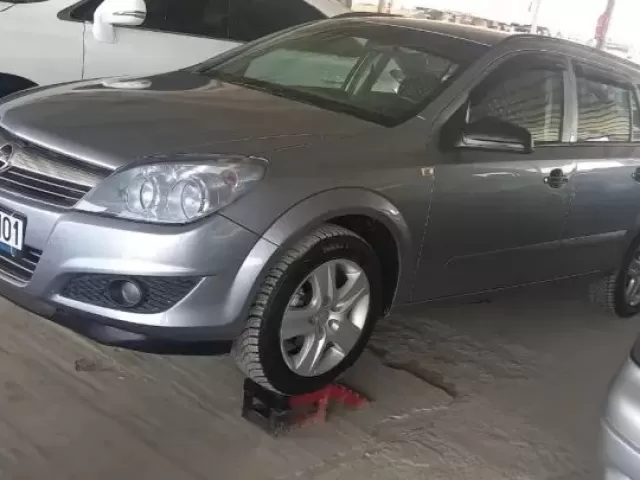 Opel Astra H, 2008 1, avtobaza.tj