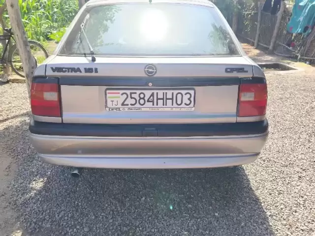 Opel Vectra A, 1994 1, avtobaza.tj