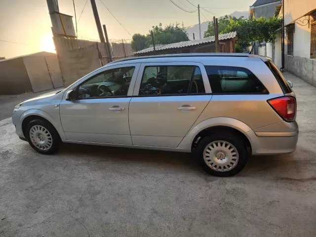 Opel Astra H, 2009 1, avtobaza.tj