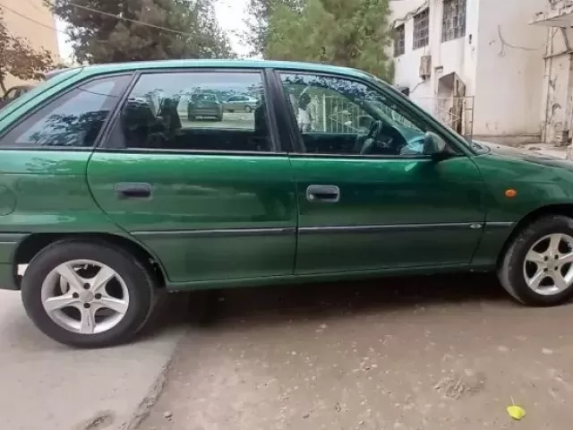 Opel Astra F 1, avtobaza.tj