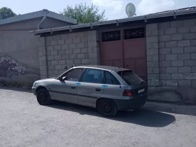 Opel Astra F 1, avtobaza.tj