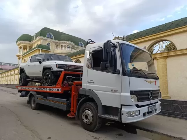 Эвакуатор Mercedes-Benz 1, avtobaza.tj