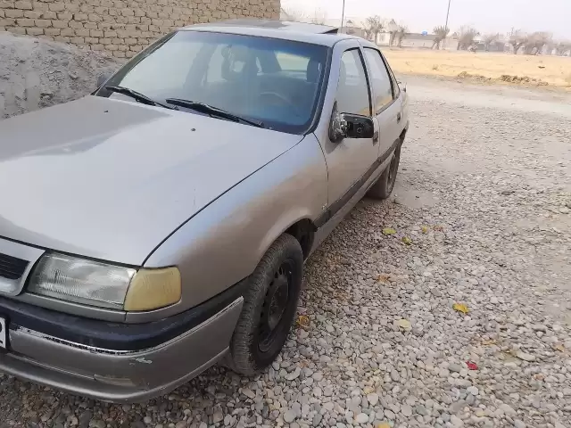 Opel Vectra A, 1995 1, avtobaza.tj