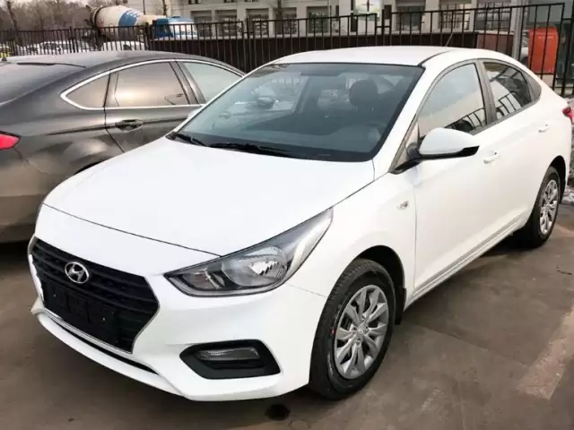 Крышка AirBag от Hyundai Solaris 2 1, avtobaza.tj