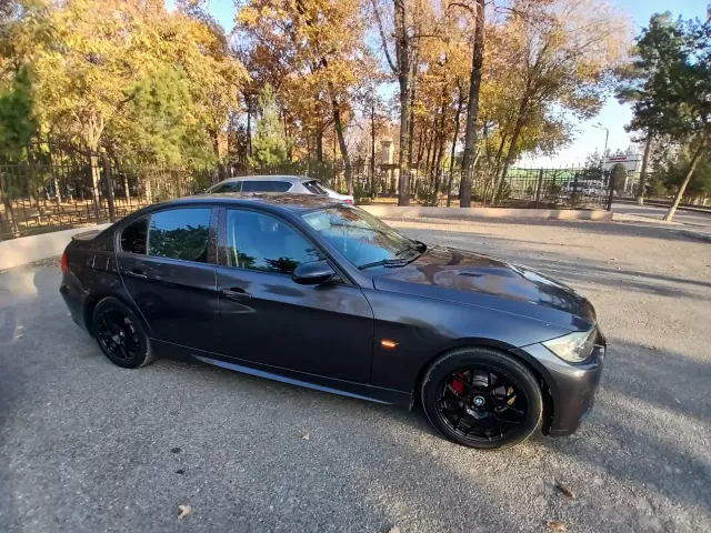 BMW M3 1, avtobaza.tj