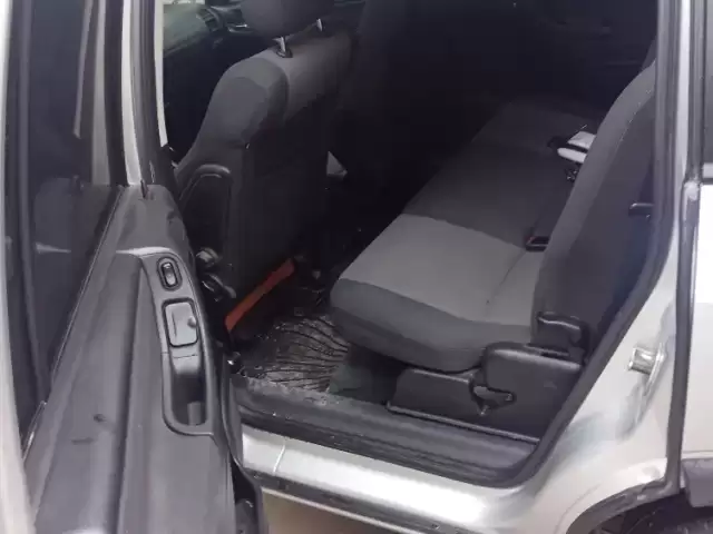 Opel Zafira 1, avtobaza.tj