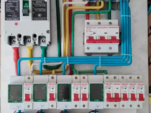 Услуги Электрика 1, farmo.tj