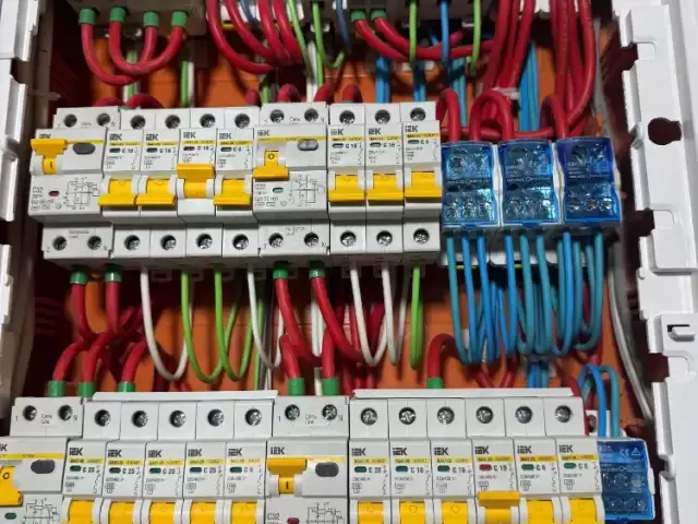 Услуги электрика 1, farmo.tj