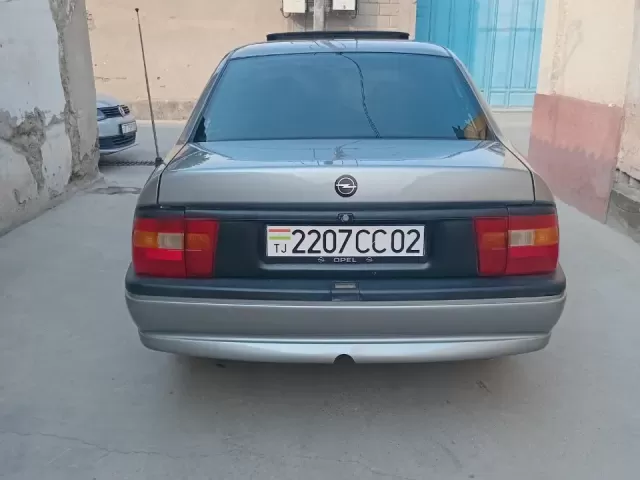 Opel Vectra A, 1994 1, avtobaza.tj