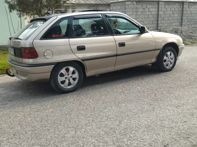 Opel Astra F 1, avtobaza.tj