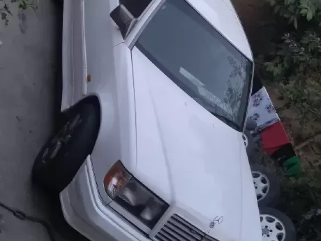Mercedes-Benz W124, 1987 1, avtobaza.tj