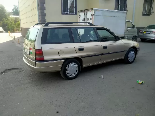 Opel Astra F 1, avtobaza.tj