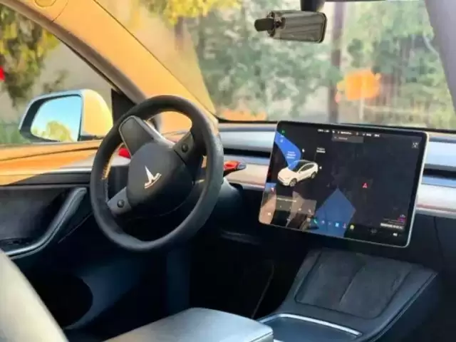 Tesla Model Y, 2021 1, avtobaza.tj