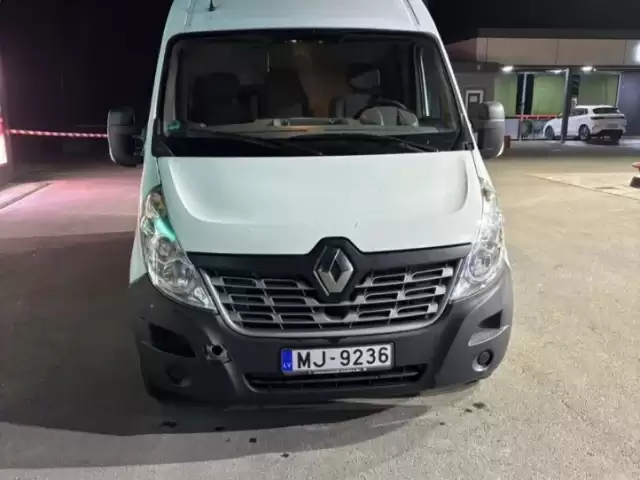 Грузовики Renault, 2018 1, avtobaza.tj Грузовики Renault, 2018 1, avtobaza.tj