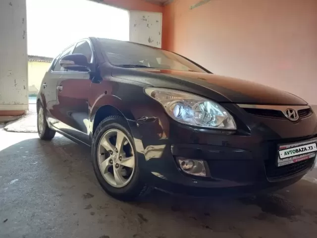 Hyundai i30 1, avtobaza.tj