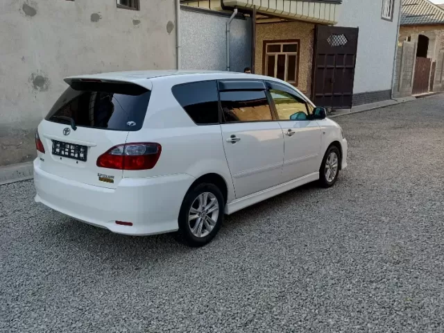 Toyota Ipsun 1, avtobaza.tj