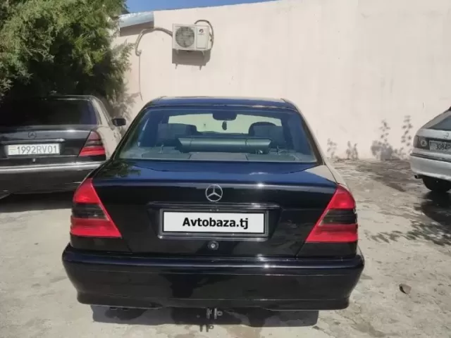 Mercedes-Maybach Pullman 1, avtobaza.tj