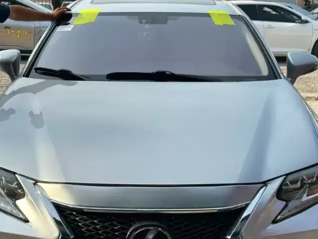 Авто стекло Lexus 1, avtobaza.tj