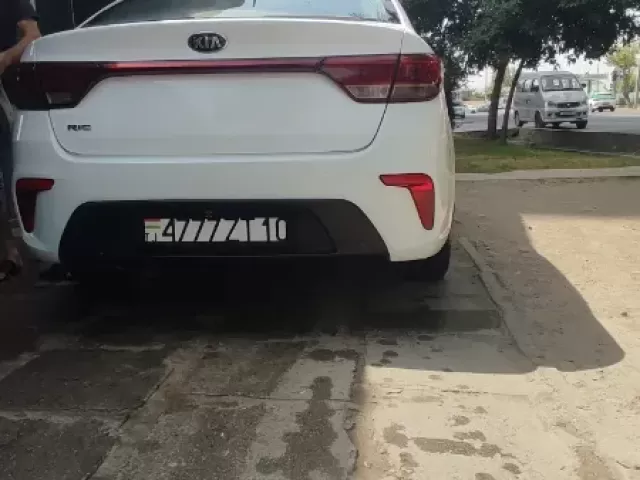 Kia Rio, 2019 1, avtobaza.tj