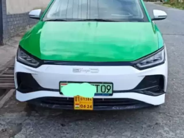 BYD E2, 2023 1, avtobaza.tj